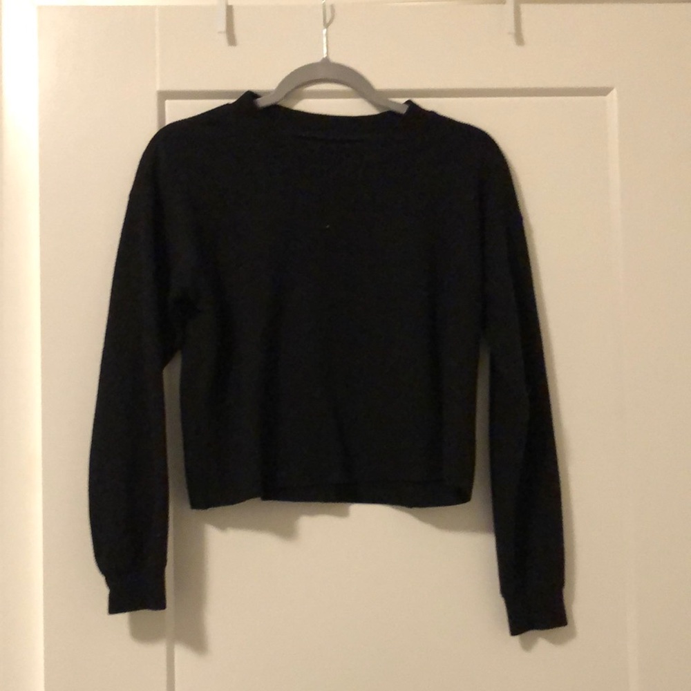 Black cropped sweater